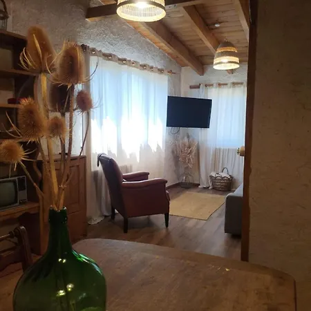 Nyaraló Nuria
